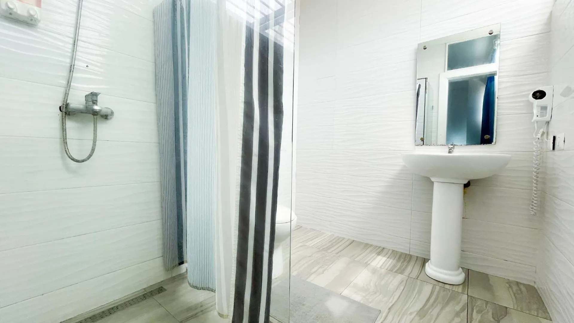 Caribbean Deluxe Ducassi Suites Studios Hotel Rooftop Pool Beach Club & Spa Punta Cana 5*,